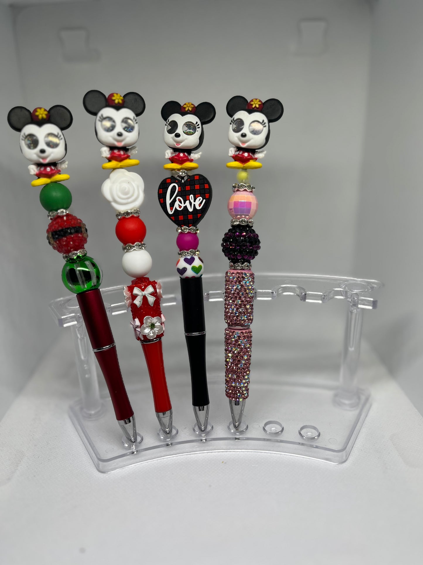 Minnie Mouse Doorable Beaded Pen