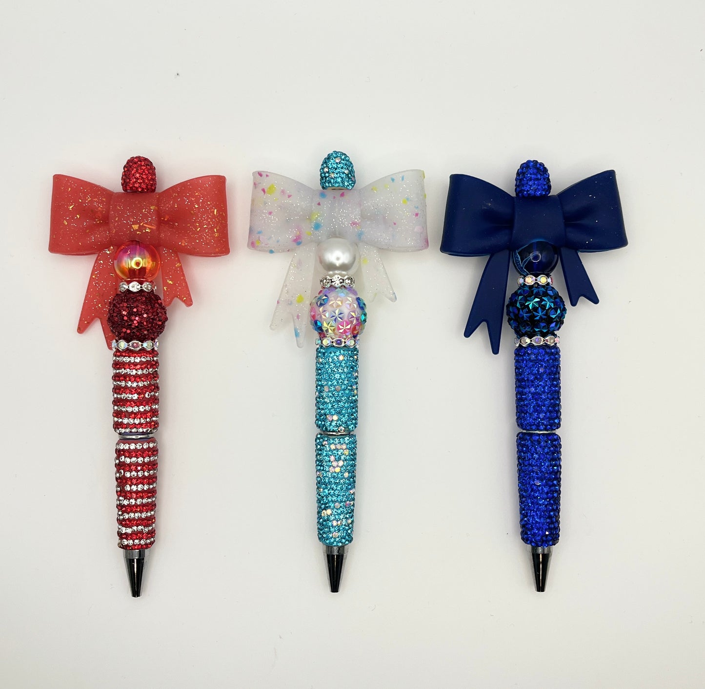Bow beaded pen