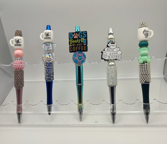 Coffee cups and books 1