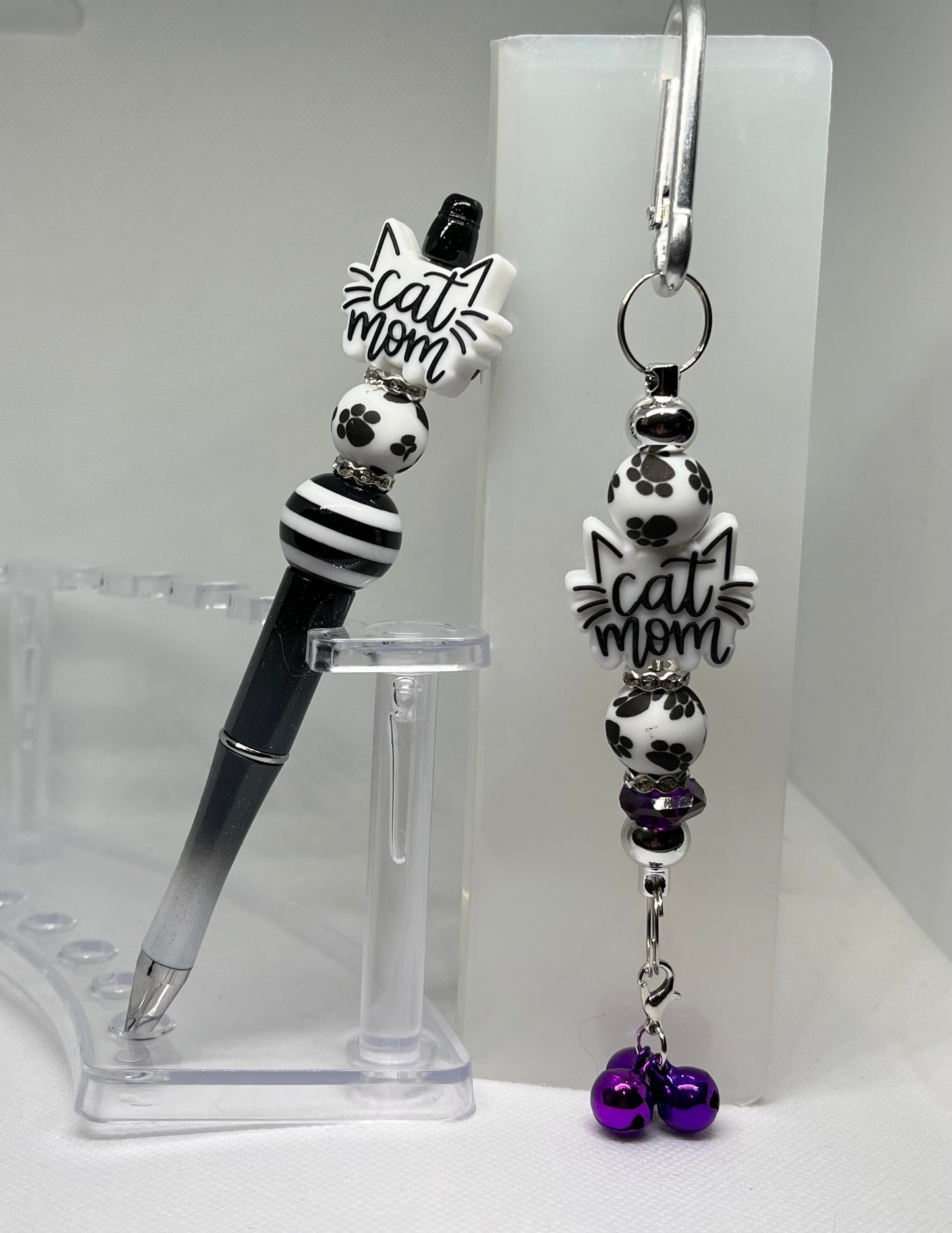 Cat Mom Beaded Pen and Carabiner