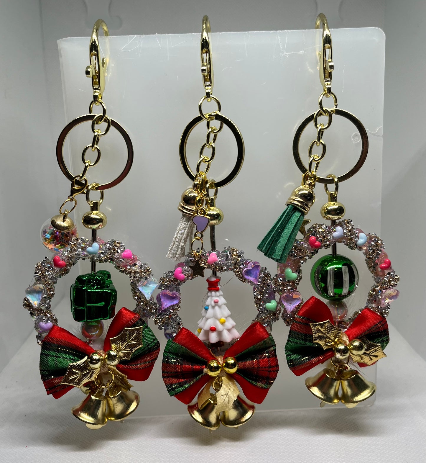 Christmas Wreath Beaded Keychain